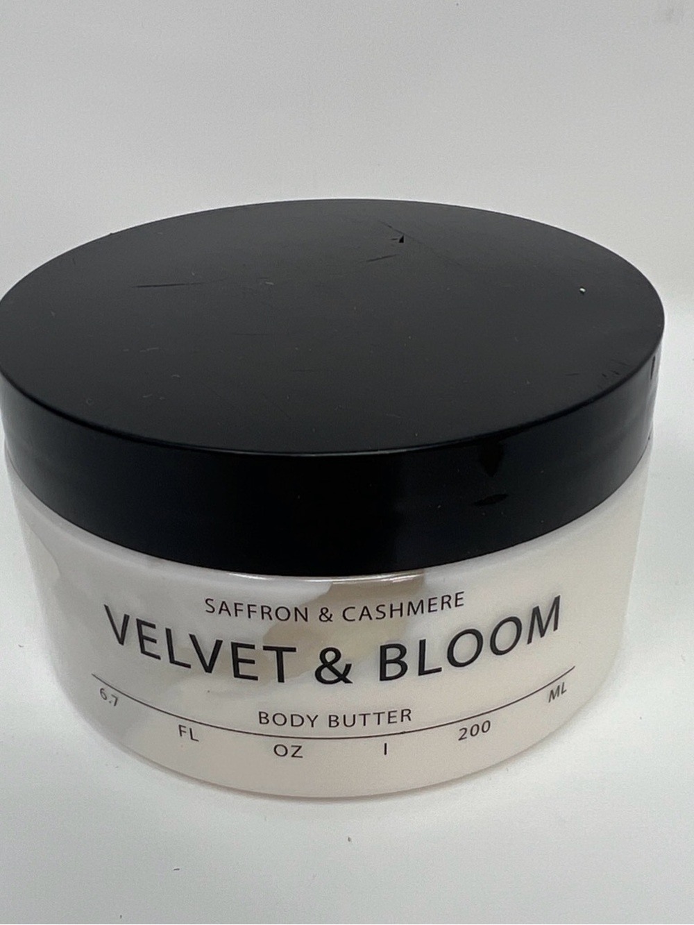 Velvet & Bloom Saffron & Cashmere Body Butter 6.7oz Brand New Moisturizer Cream